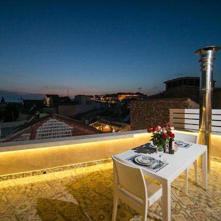 Jacuzzi Suite In The Heart Of Oldtown Rethimno Eksteriør billede