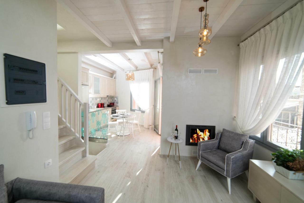 Jacuzzi Suite In The Heart Of Oldtown Rethimno Eksteriør billede