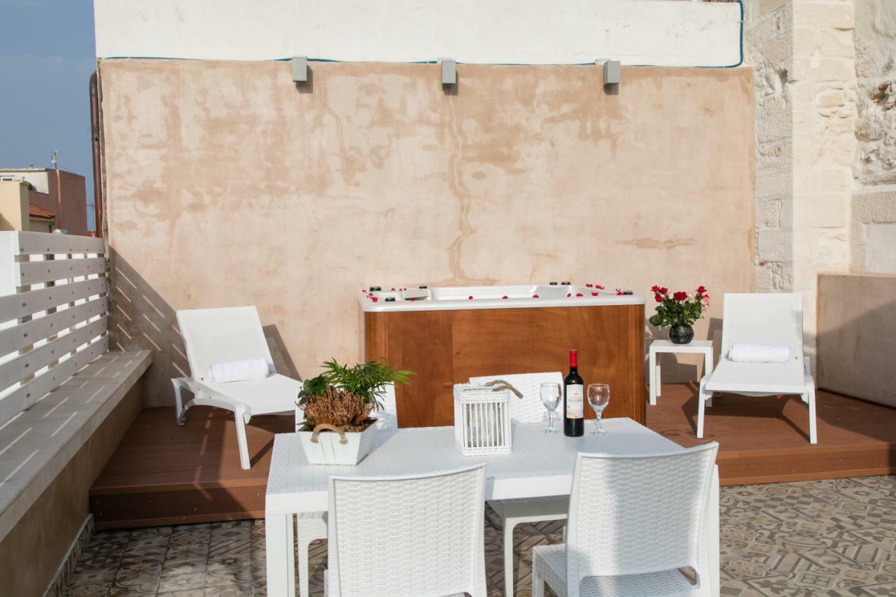 Jacuzzi Suite In The Heart Of Oldtown Rethimno Eksteriør billede